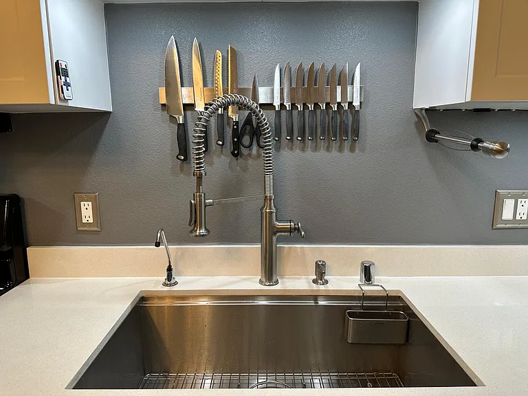 12655 Bluff Creek Dr #122 — Photo 8