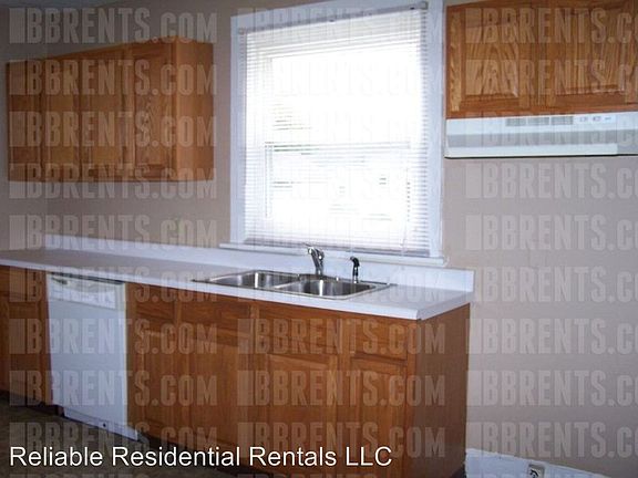 3rd image of 2208 Hill Ave