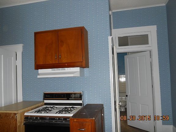 5th image of 1736 N 10th St