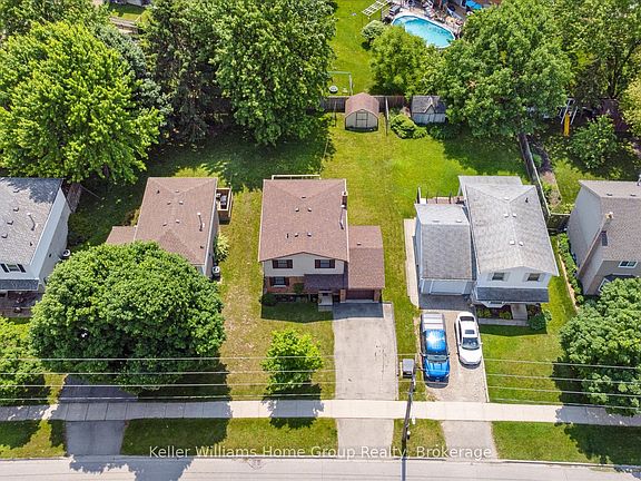 3rd image of 375 Imperial Rd S
