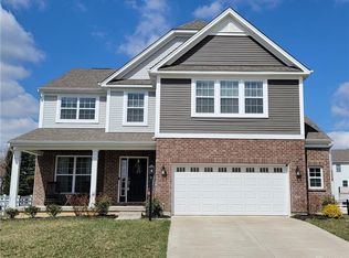1636 Stonebury Ct, Xenia, OH 45385