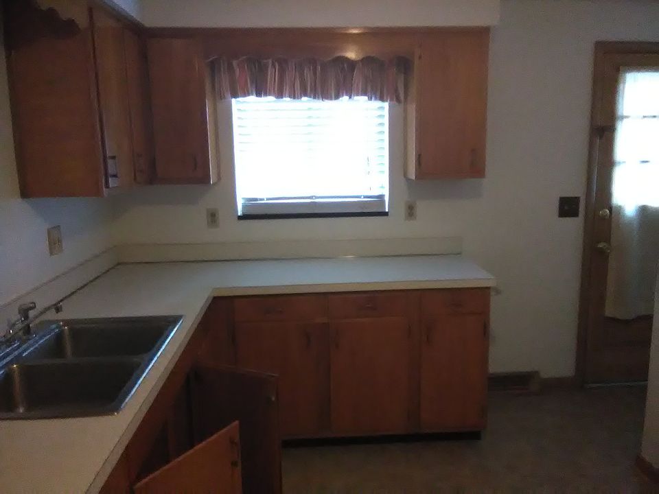 1st image of 159 Mertland Ave