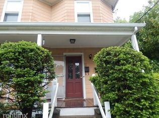 11 Farnum St, Quincy, MA 02169