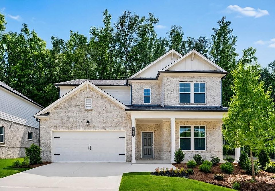 1st image of 640 Nichols Farm Cir