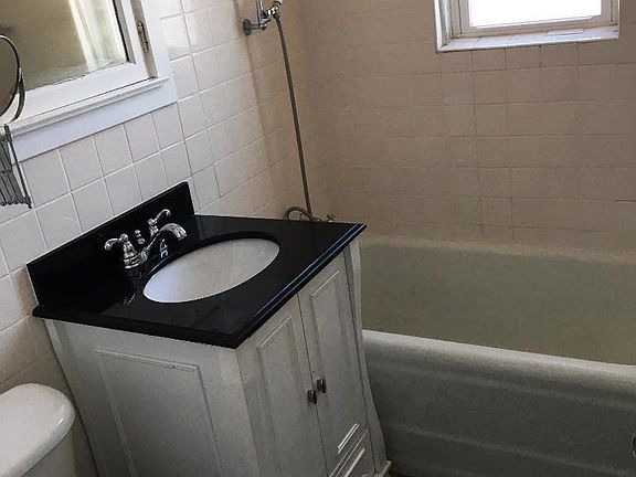 4th image of 654 4th Ave N APT 600