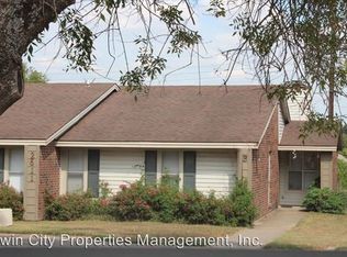 2611 Pecan Knoll Dr, Bryan, TX 77802