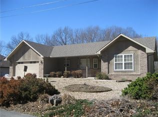 3 Scalloway Dr, Bella Vista, AR 72715