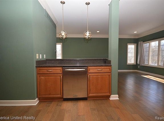 4th image of 42965 River Bend Dr