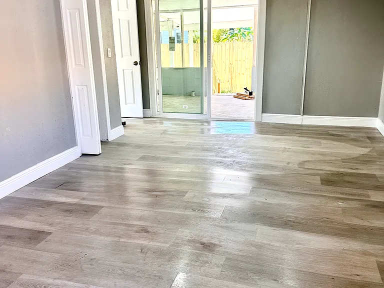 4436 Fairview Ave — Photo 6