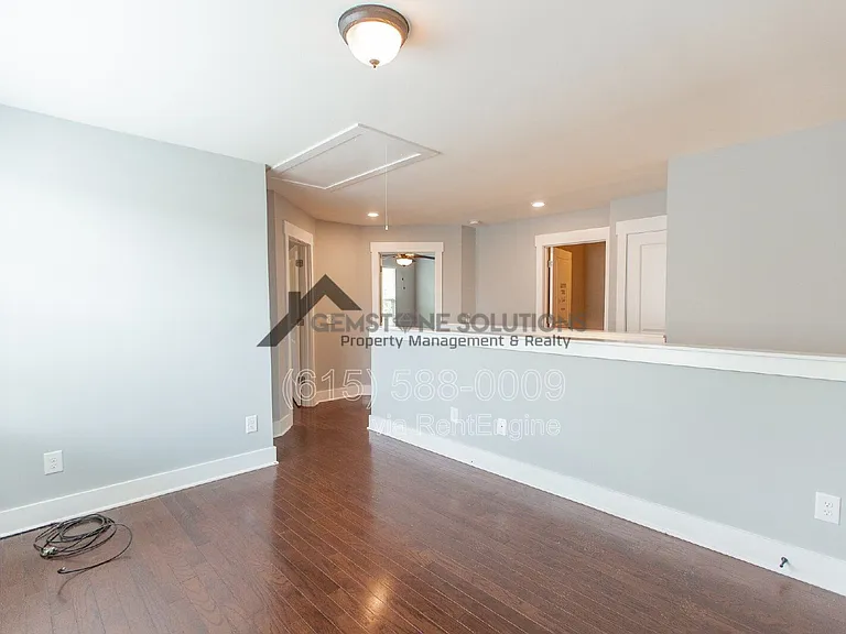 1041 Honey Bush Cir — Photo 31