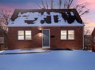 955 Corace Dr, Pittsburgh, PA 15243