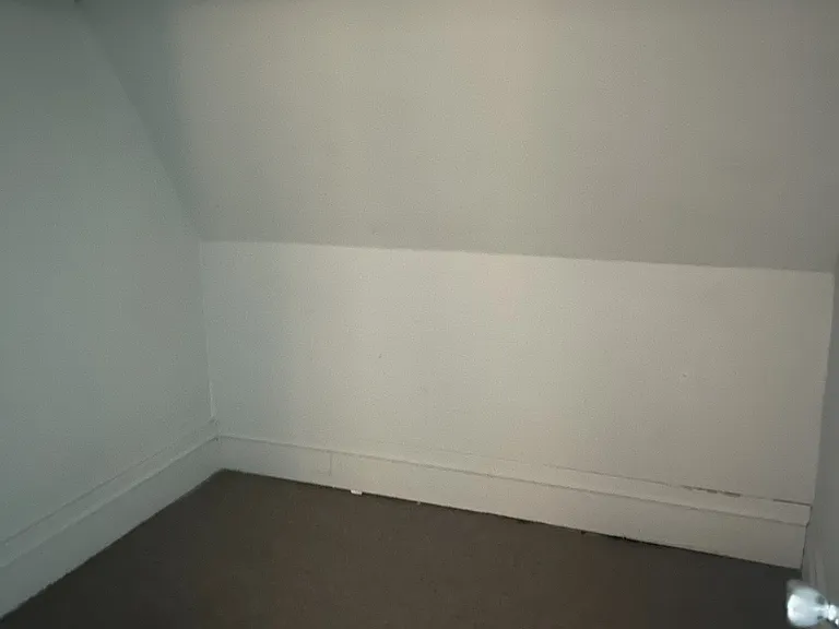 57 Barton St — Photo 18