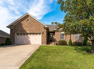 3903 Muirfield Dr, New Albany, IN 47150