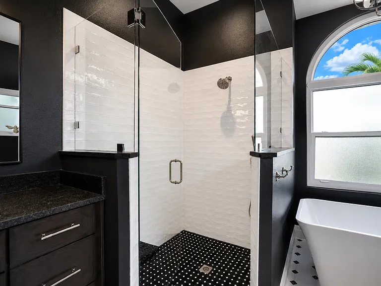 3012 E Vina Del Mar Blvd — Photo 28