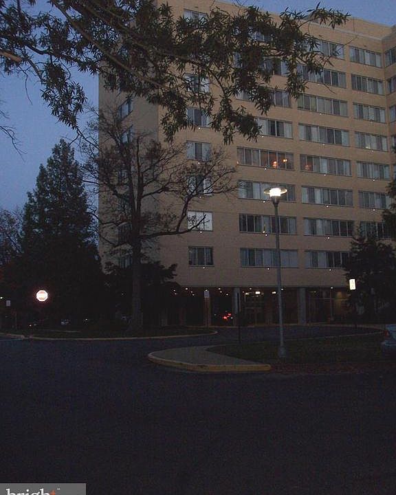 1st image of 6641 Wakefield Dr APT 218