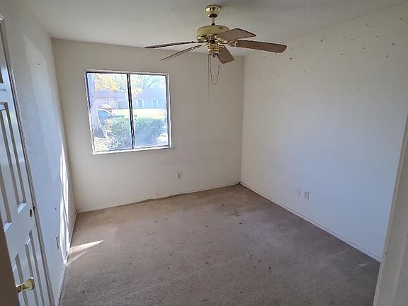 5th image of 3402 Acorn Way Ln