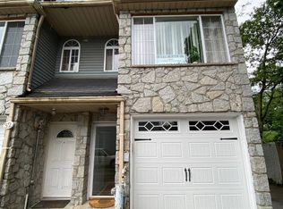30 Temple Ct, Staten Island, NY 10314