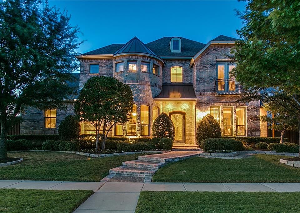 1st image of 4052 Forest Park Ln