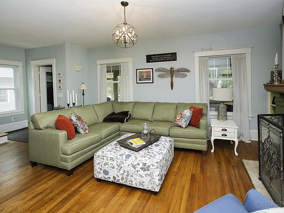 1435 maple st-105