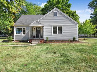 116 S Sycamore St, Flora, IN 46929