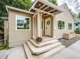 907 S Main St, Colfax, WA 99111