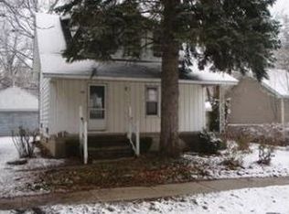 345 Hickory St, Troy, MI 48083