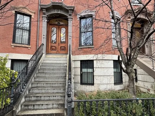476 Massachusetts Ave APT 5, Boston, MA 02118