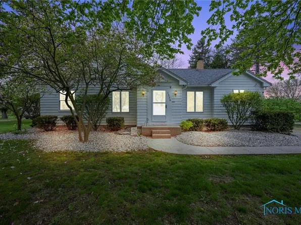 1526 S Wynn Rd, Oregon, OH 43616