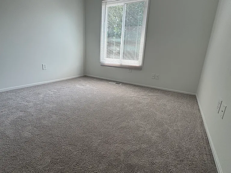 12454 Andover Ct — Photo 11