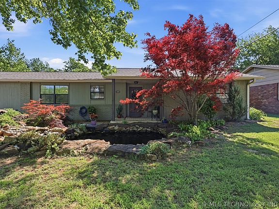 3rd image of 13823 S 294th East Ave