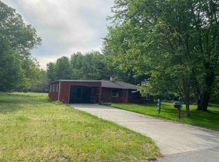 6630 N Sandy Ridge Dr, Hope, MI 48628