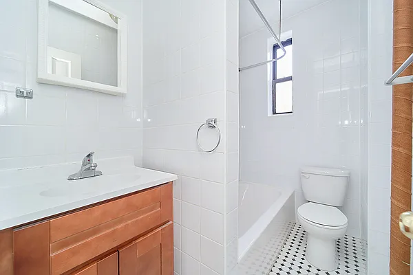 Rented by Triplemint | media 13