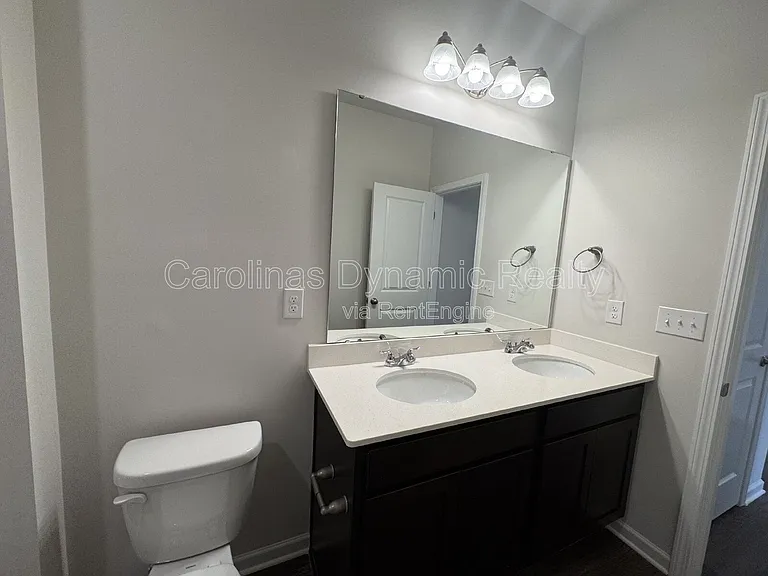 106 Titanium Dr — Photo 6