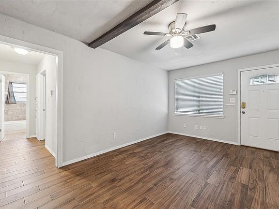 5th image of 1112 Berwyck Dr