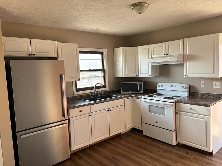 6205 W Eller Rd — Photo 3