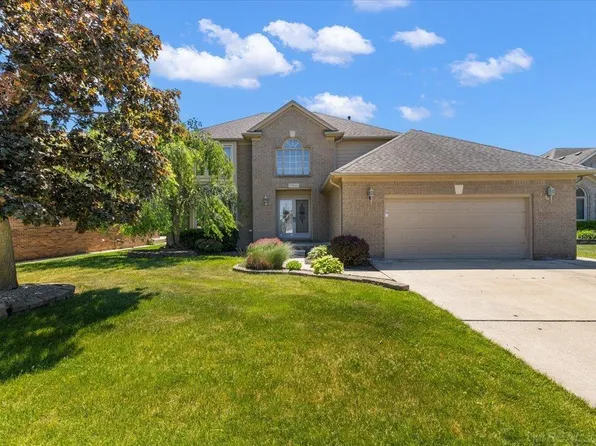 17836 Nick Dr, Macomb, MI 48044