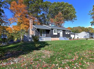 560 Bradley St, East Haven, CT 06512