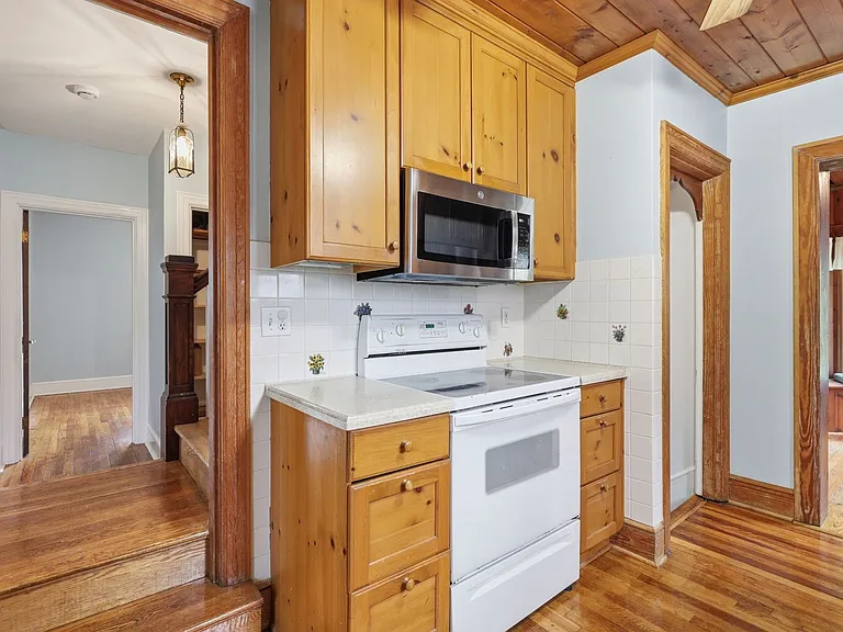 812 S Glebe Rd — Photo 9