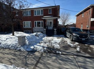 2566 Keele St, Toronto, ON M6L 2N8