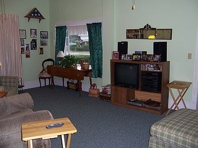 3rd image of 504 E Main St