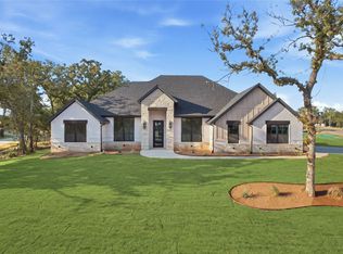 1057 Arbor Vista Dr, Azle, TX 76020