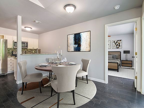 4th image of 6220 Bentwood Trl APT 502