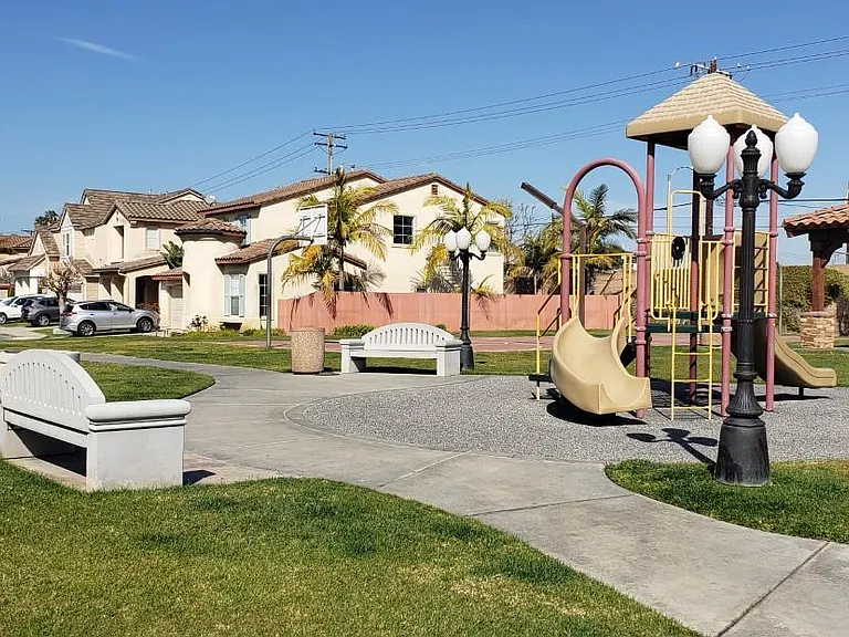 22840 Shell Dr — Photo 11