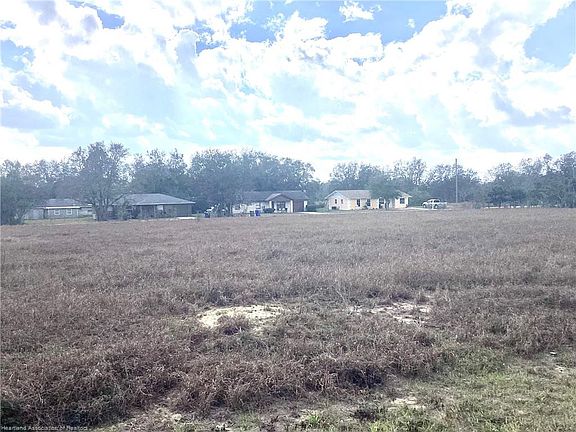 4th image of 1705 W Atchison Rd
