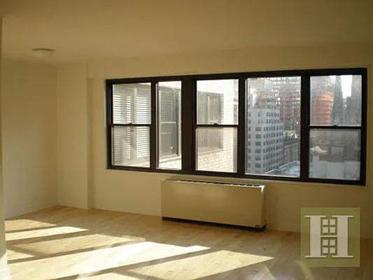 Rented by Halstead Real Estate | media 40