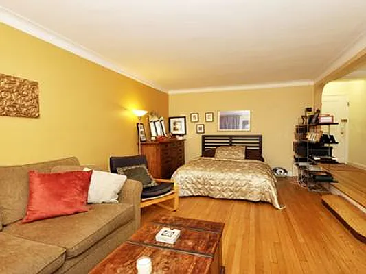 Sold by Buchbinder & Warren | media 9