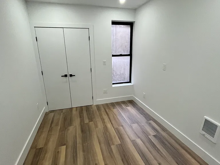 234 E 106th St #4A — Photo 10