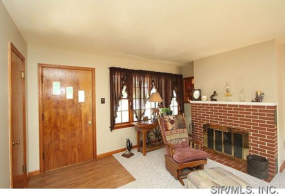 1st image of 21 Halleck Ave