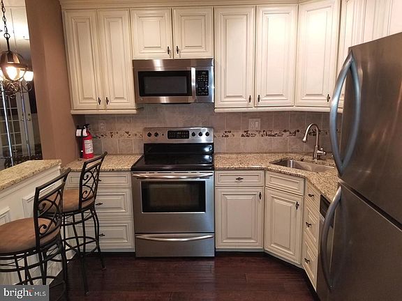 2nd image of 77 W Bluebell Ln #A