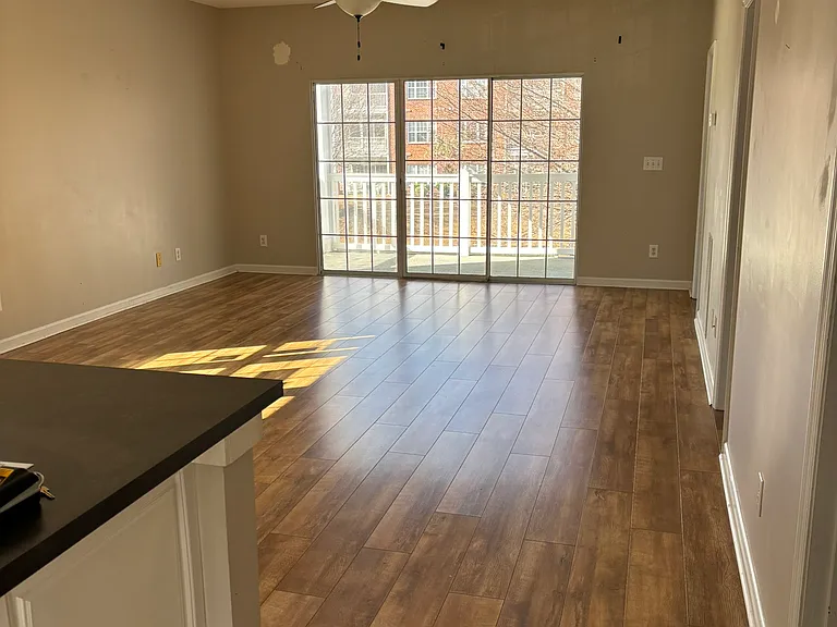3923 Gladiola Ct #201 — Photo 11